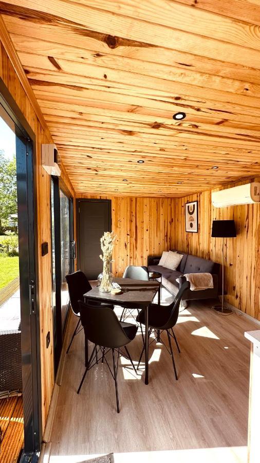 Luxe Tiny House Bij Het Leekstermeer Matsloot Exteriér fotografie